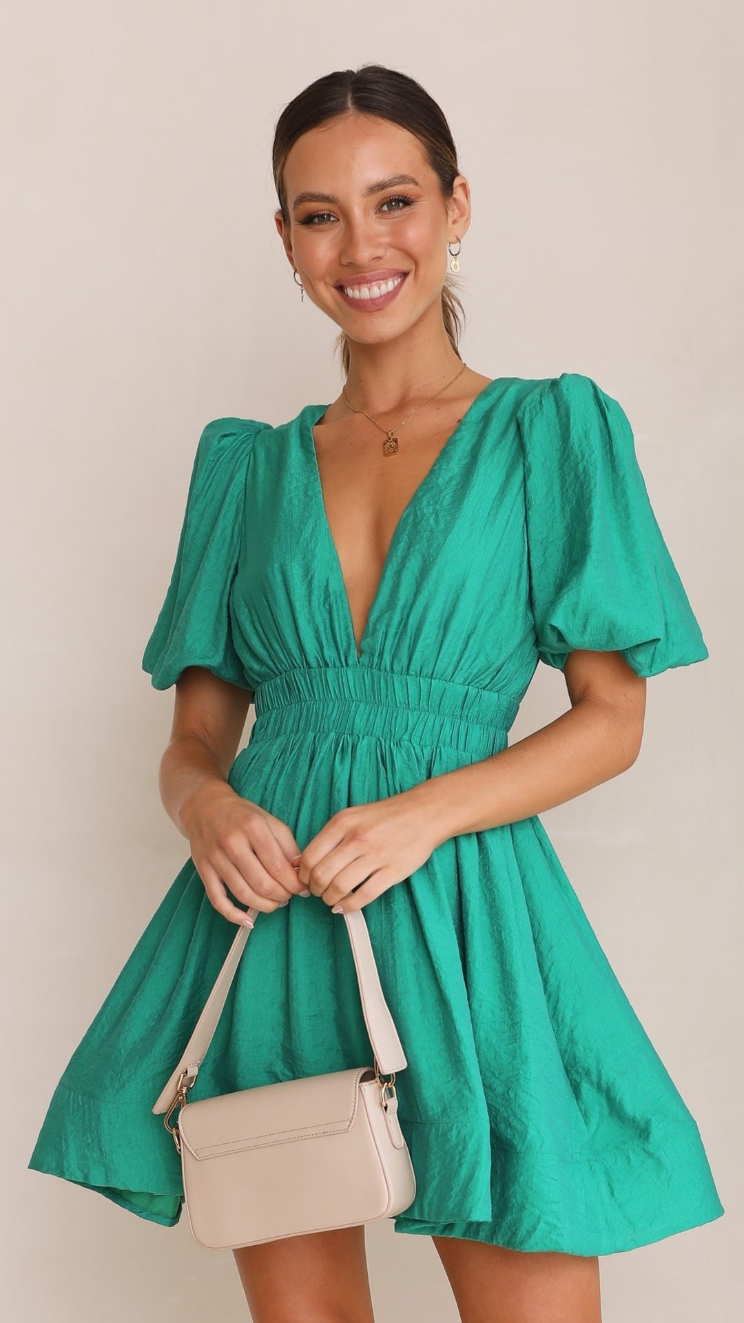 Macy Flare Mini Vestido - Vestido de verano con mangas hinchadas y cuello cuadrado | Amsterdam de Becker