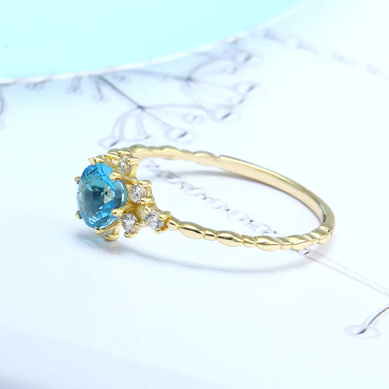 Becker's Amsterdam™ - Kaunas Sterling Zilveren 925 Natuurlijke Blauwe Topaas Zirkoon Ring voor Vrouwen