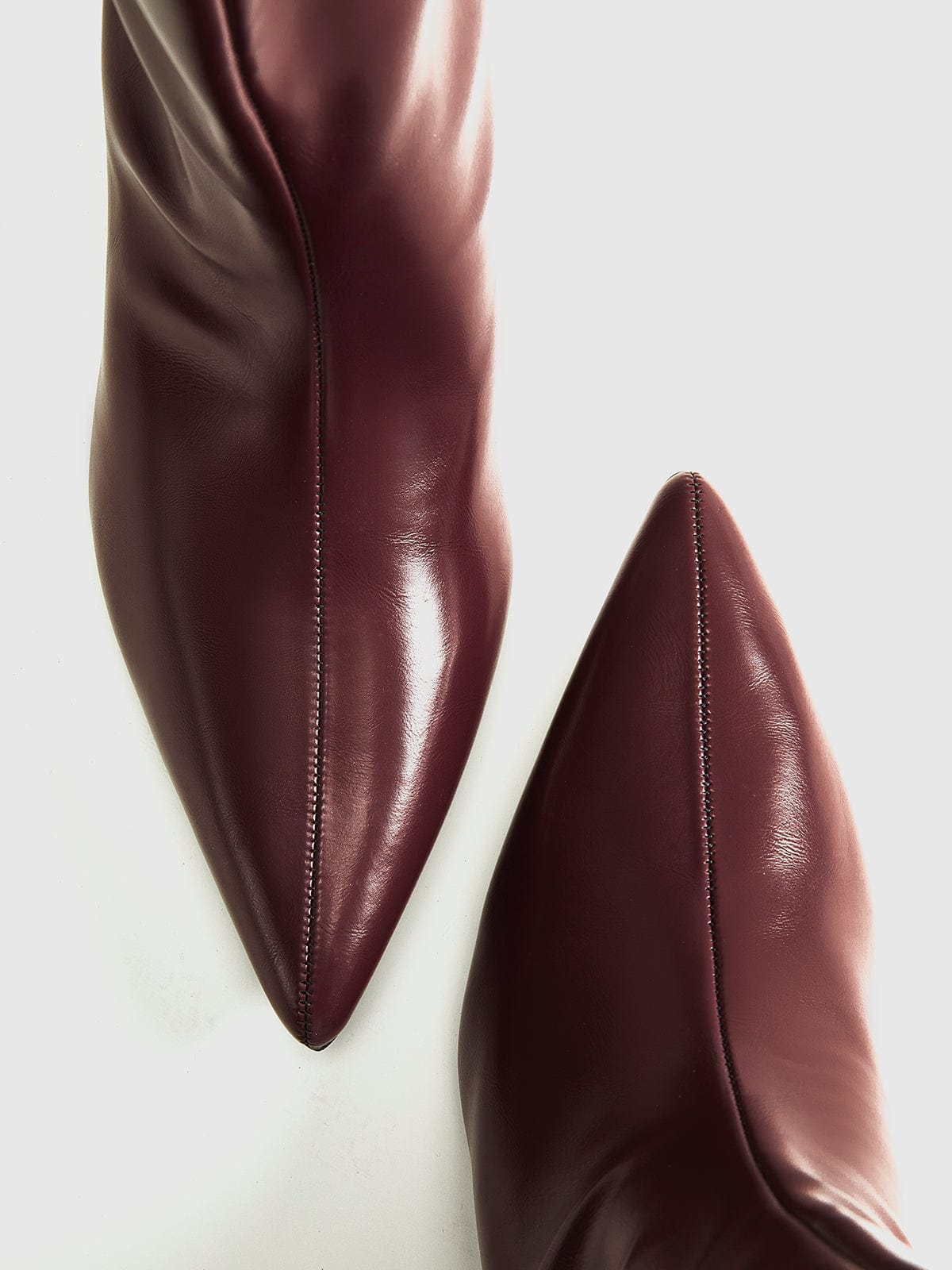 Bottines Lavy Bordeaux à Bout Pointu – Chic & Intemporel | Becker's Amsterdam