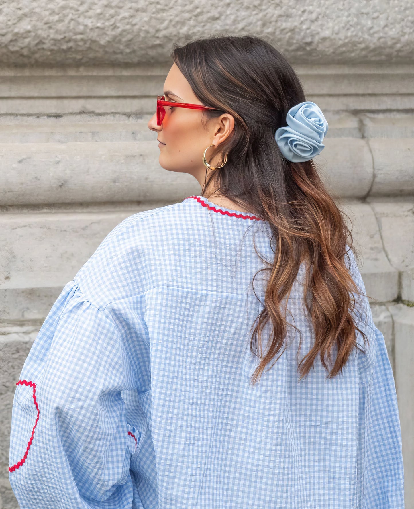 MARINA GINGHAM TIE BLOSSE - Blusa con puffleeves e chiusura Strik per | Becker Amsterdam