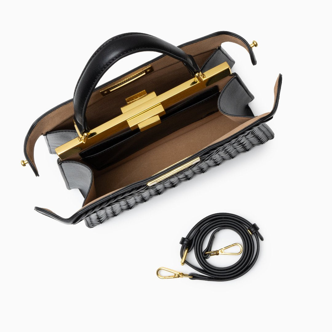 Elorella Handtasche – Veganes Leder, Strukturierter Luxus & Klassischer Drehverschluss