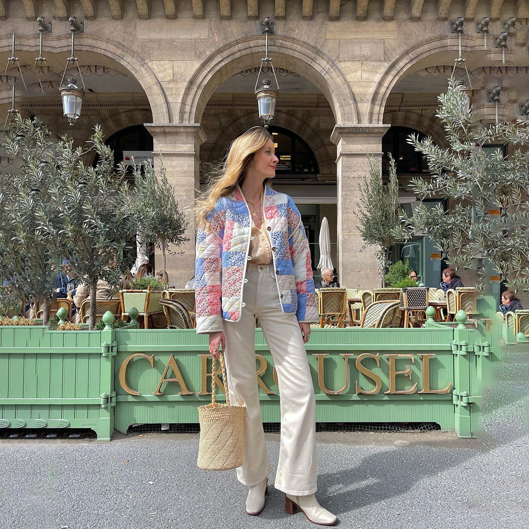 Stijlvolle Damesblazer met Levendige Print, Perfect voor Zomerse Dagen