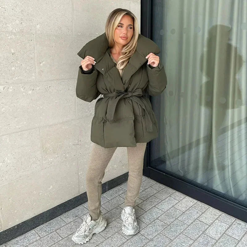 Becker's Amsterdam ™, giacca da donna imbottita Aurélie -Elegante cappotto invernale con slim fit | Becker Amsterdam