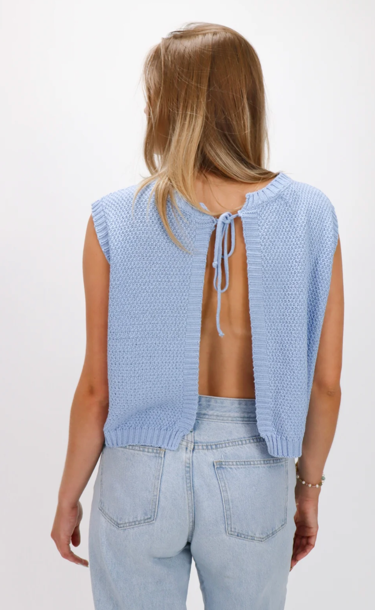 Stella Strik Knit Top - Sleeveless knitted top with open back & strike details | Becker’s Amsterdam