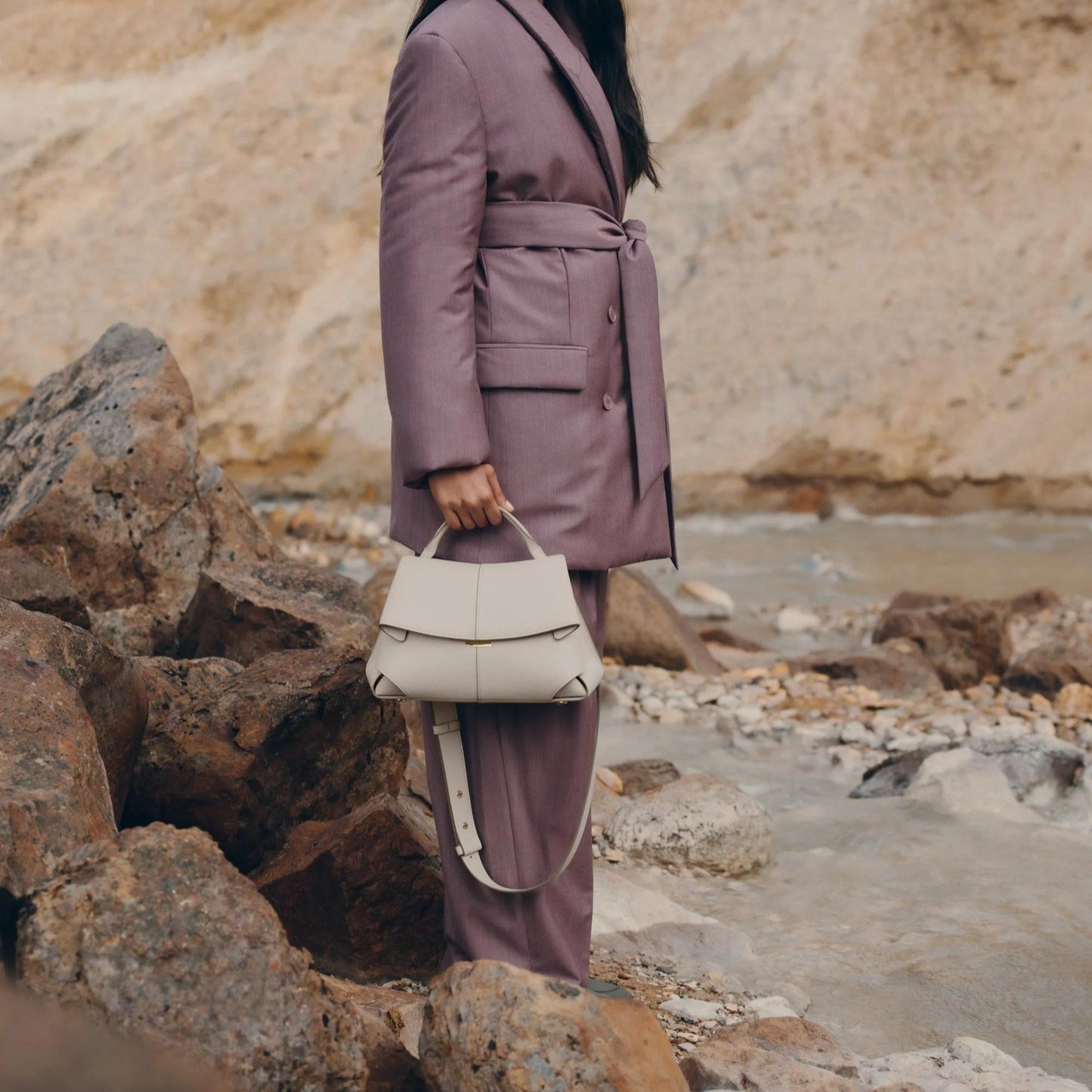 Iridella Handtasche – Becker's Amsterdam | Dezenter Luxus & moderne Eleganz