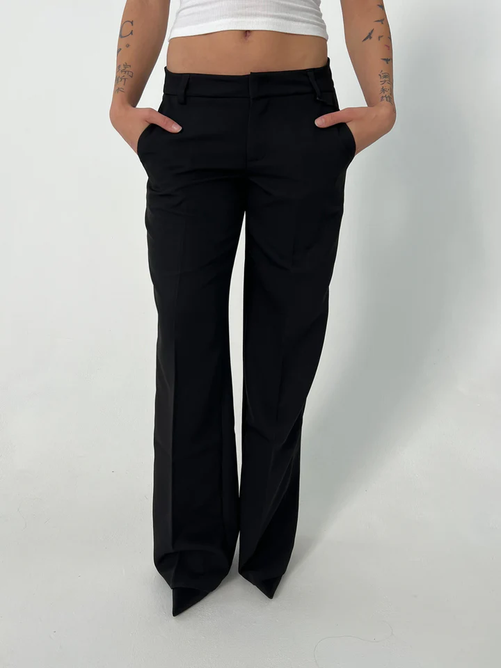 Pantalones de piernas anchas de Siena High -waist - Estilo de lujo con comodidad | Amsterdam de Becker