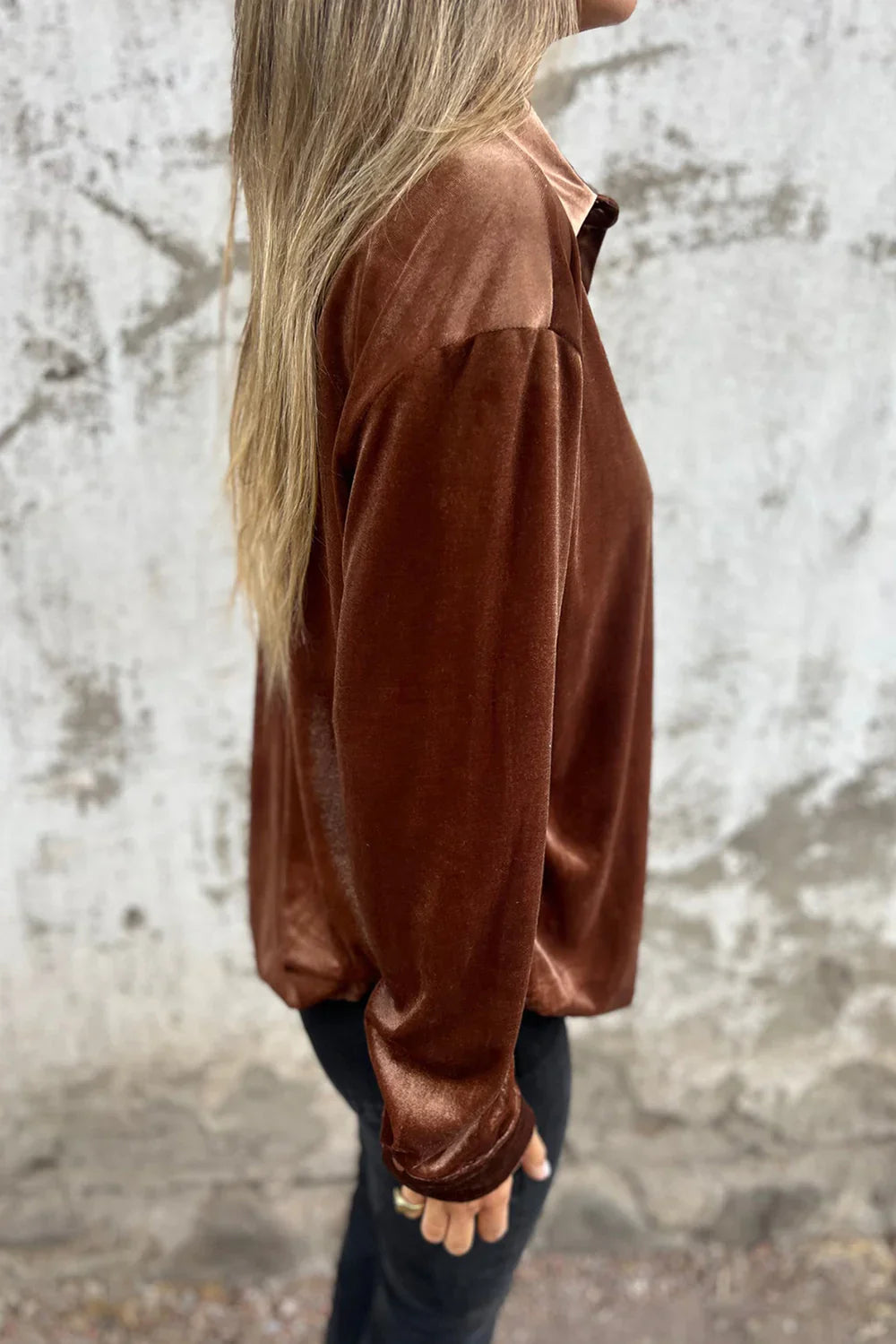 Velvet Elegance Blouse™ – Women's Velvet Blouse with Button Closure | Becker's Amsterdam