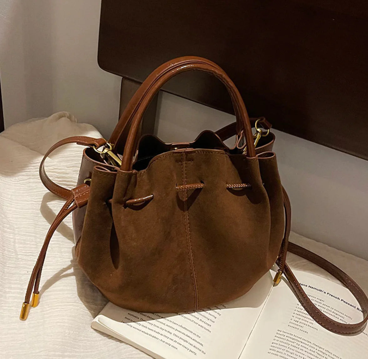 Becker's Amsterdam™ – Braune Umhängetasche mit Seilschlaufe