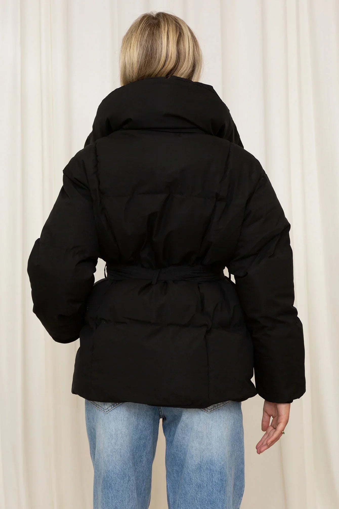 Becker's Amsterdam ™, giacca da donna imbottita Aurélie -Elegante cappotto invernale con slim fit | Becker Amsterdam