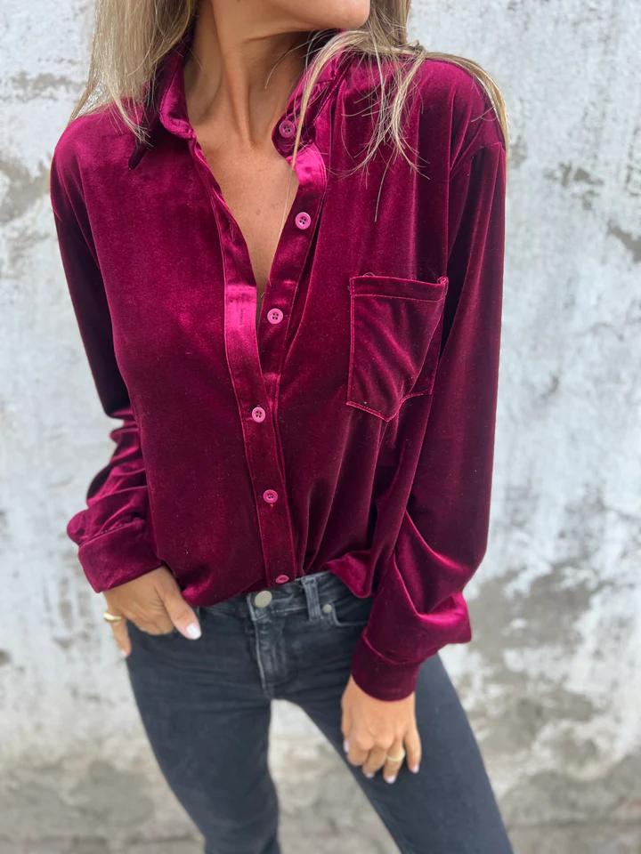 Velvet Elegance Blouse™ – Women's Velvet Blouse with Button Closure | Becker's Amsterdam