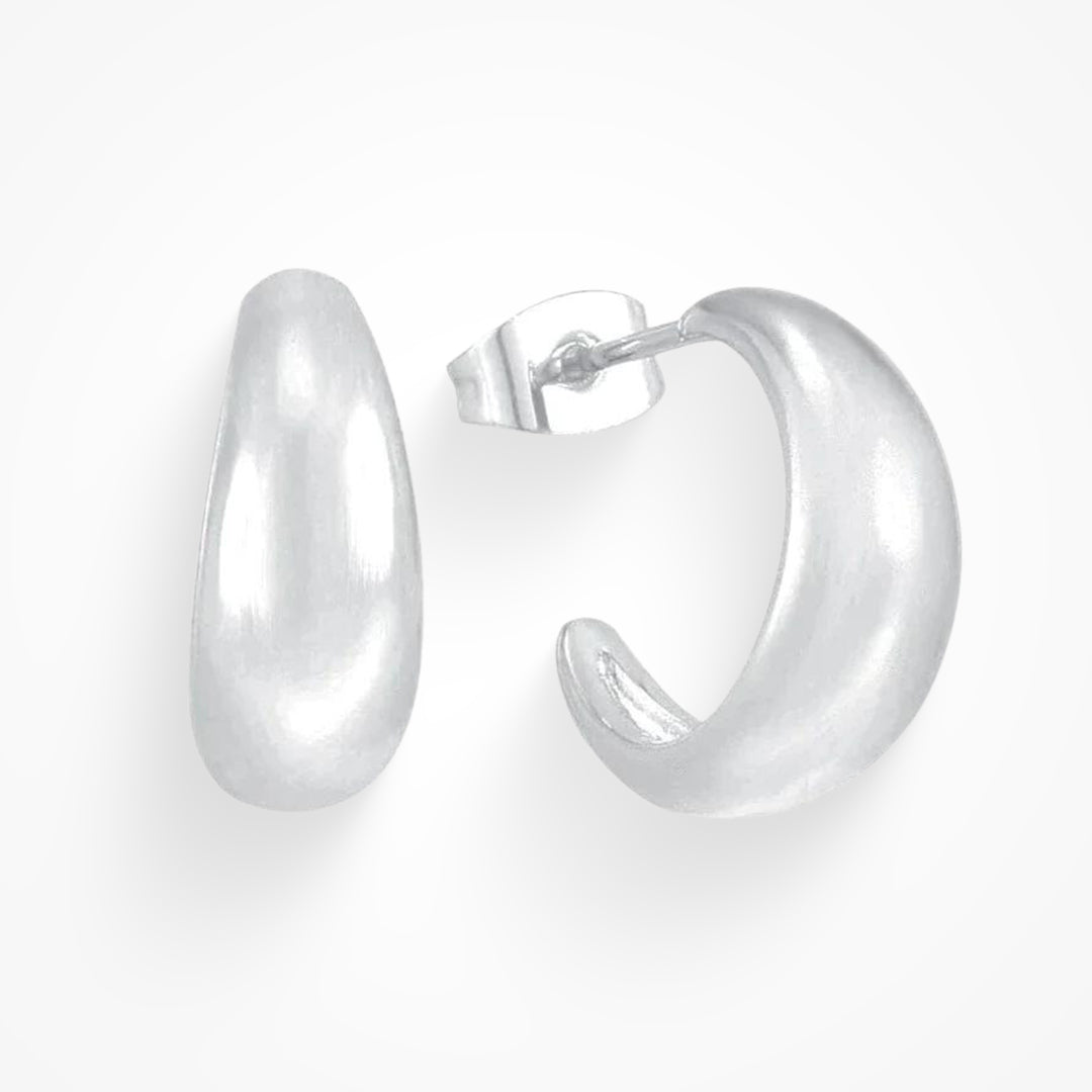https://cdn.shopify.com/s/files/1/0822/8919/7383/files/kendall-hoops.jpg?v=1741421655