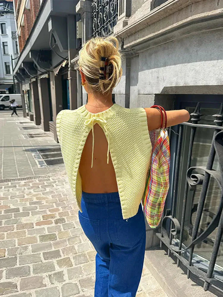 Stella Strik Knit Top - Sleeveless knitted top with open back & strike details | Becker’s Amsterdam