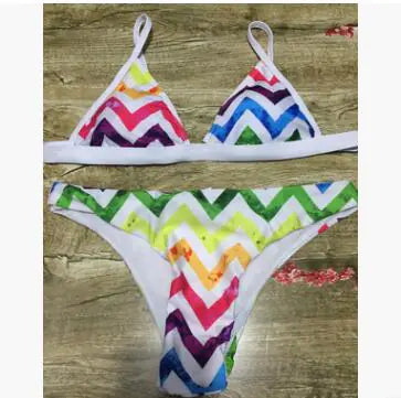 Beckers Amsterdam ™ - Dubrovnik Triangular Rainbow Motiv Bikini Set