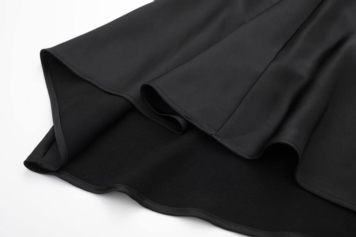 Maxi obleka Celina Bandeau – eleganten poletni slog brez naramnic | Beckerjev Amsterdam