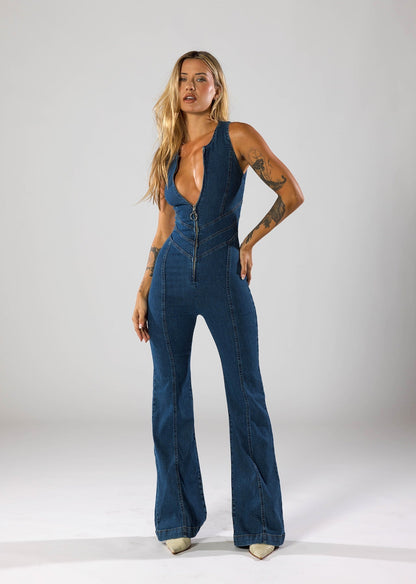 Sienna Denim Flare Jumpsuit - Figure accentuating with Diepev -Hals & Wide Leg | Becker’s Amsterdam