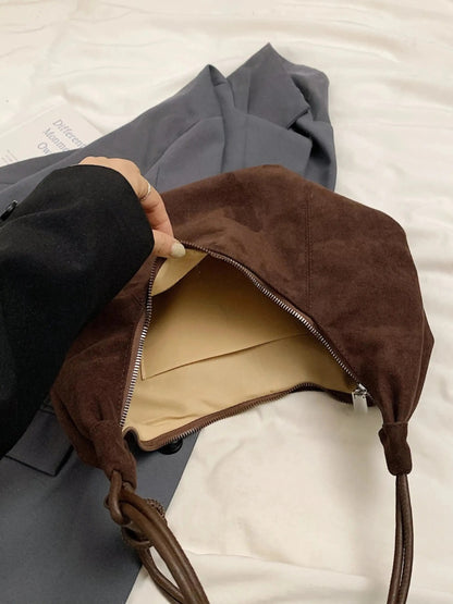 Pamalia Hobo Bag | Wildleder-Boho-Chic mit verspieltem Charme