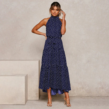 Bella Long Ladies Dress con punti per un look femminile e raffinato