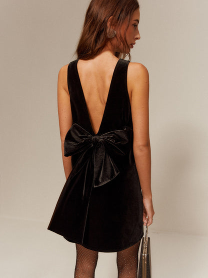 Cathy Velvet Mini Dress – Deep Back & Statement Bow | Beckers Amsterdam