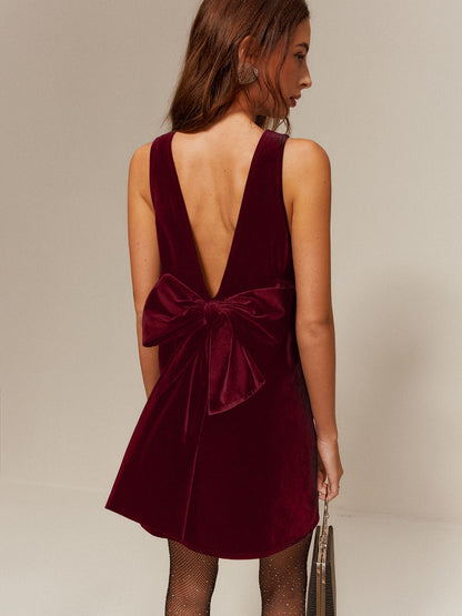 Cathy Velvet Mini Dress – Deep Back & Statement Bow | Beckers Amsterdam