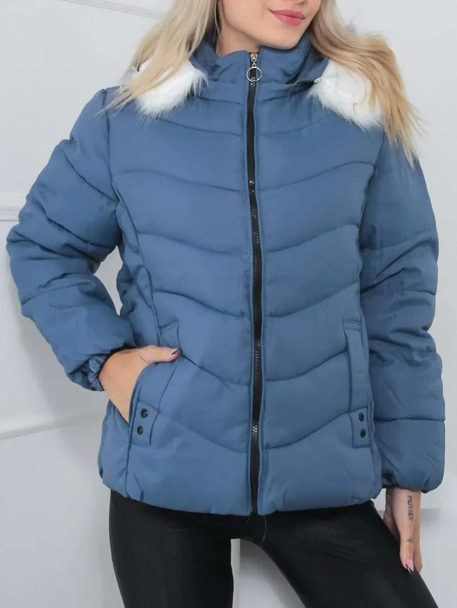 Eliane Wattierter, warmer Wintermantel – Luxuriöser Damenmantel mit Kapuze und Pelzbesatz