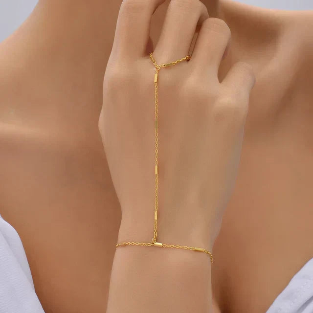 Emily Goldfarbenes Armband mit Ring – verstellbarer Verschluss | Beckers Amsterdam