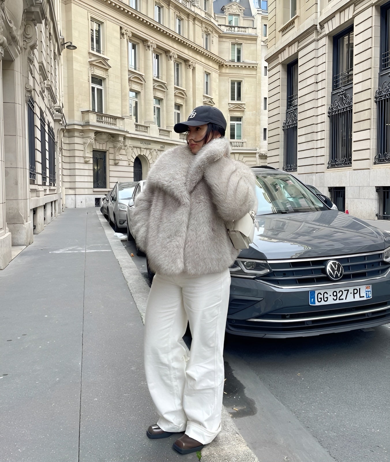 Winter Whisper Coat™ – Luxury Faux Fur Winter Coat for Women | Becker's Amsterdam