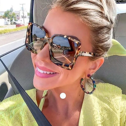 Becker's Amsterdam™ - Rhodos Oversized Zonnebril Voor Vrouwen Met UV400 Bescherming
