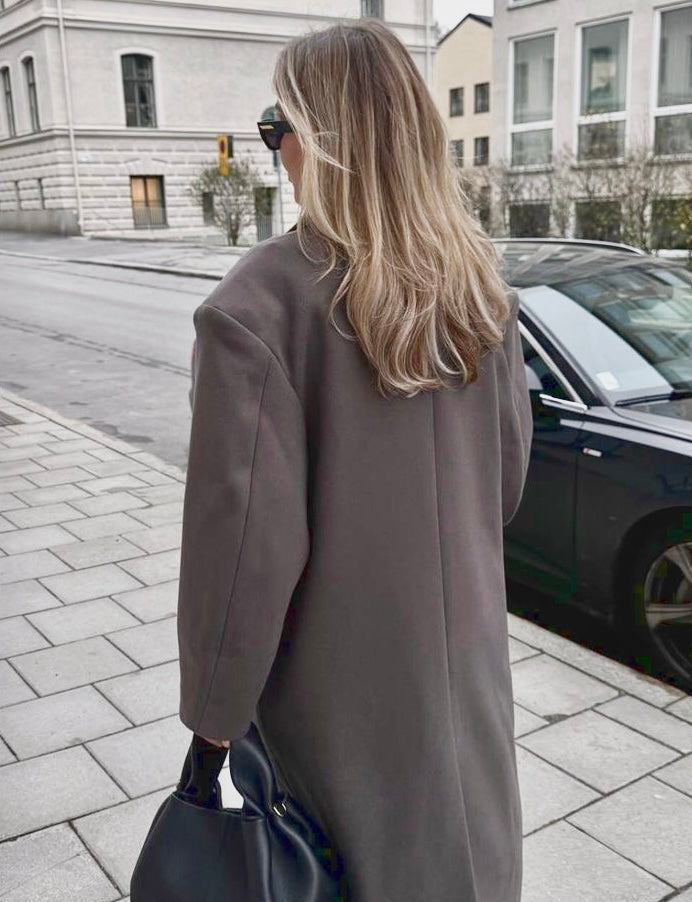 Valentina Oversized Coat™ – Luxury Double-Breasted Coat with Oversized Cut | Becker's Amsterdam