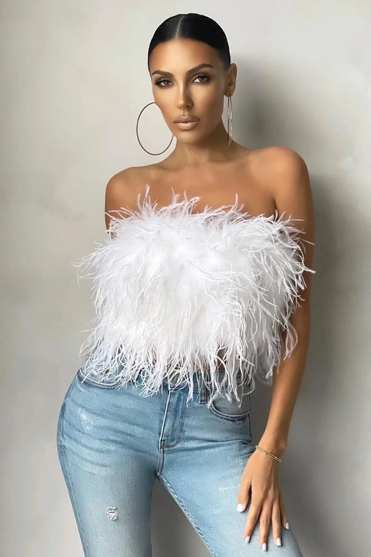 Featherlight Muse Top™ – dames luxe top met feather details en zachte textuur van Becker’s Amsterdam