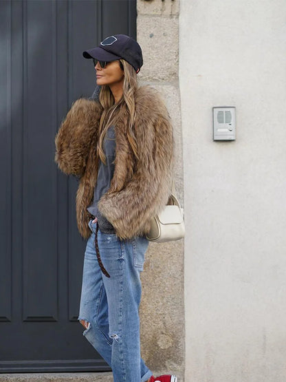 Nuvia™ Faux Fur Coat – Luxurious Women's Coat with Soft Fur Texture | Becker's Amsterdam™