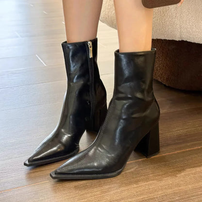 Rhea™ Ankle Boots – Timeless Ankle Boots with a Comfortable Fit | Becker's Amsterdam™ 