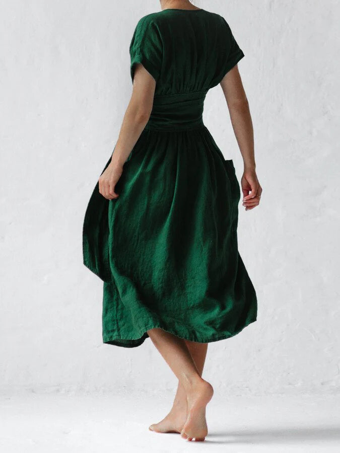 Schickes grünes Leinenkleid mit Schnürband