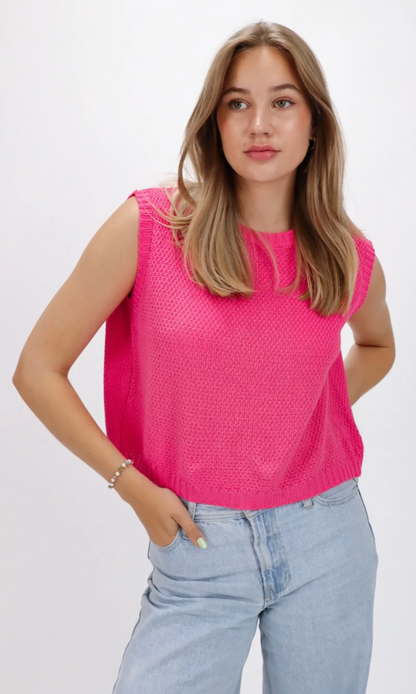 Stella Strik Knit Top - Sleeveless knitted top with open back & strike details | Becker’s Amsterdam