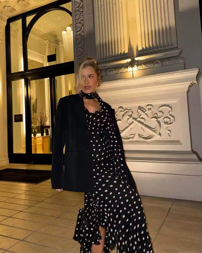Lydia Maxi Jurk - Zwart met Witte Polkadots en Sjaaldetail │ Becker's Amsterdam