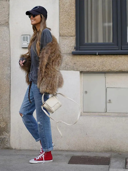Nuvia™ Faux Fur Coat – Luxurious Women's Coat with Soft Fur Texture | Becker's Amsterdam™