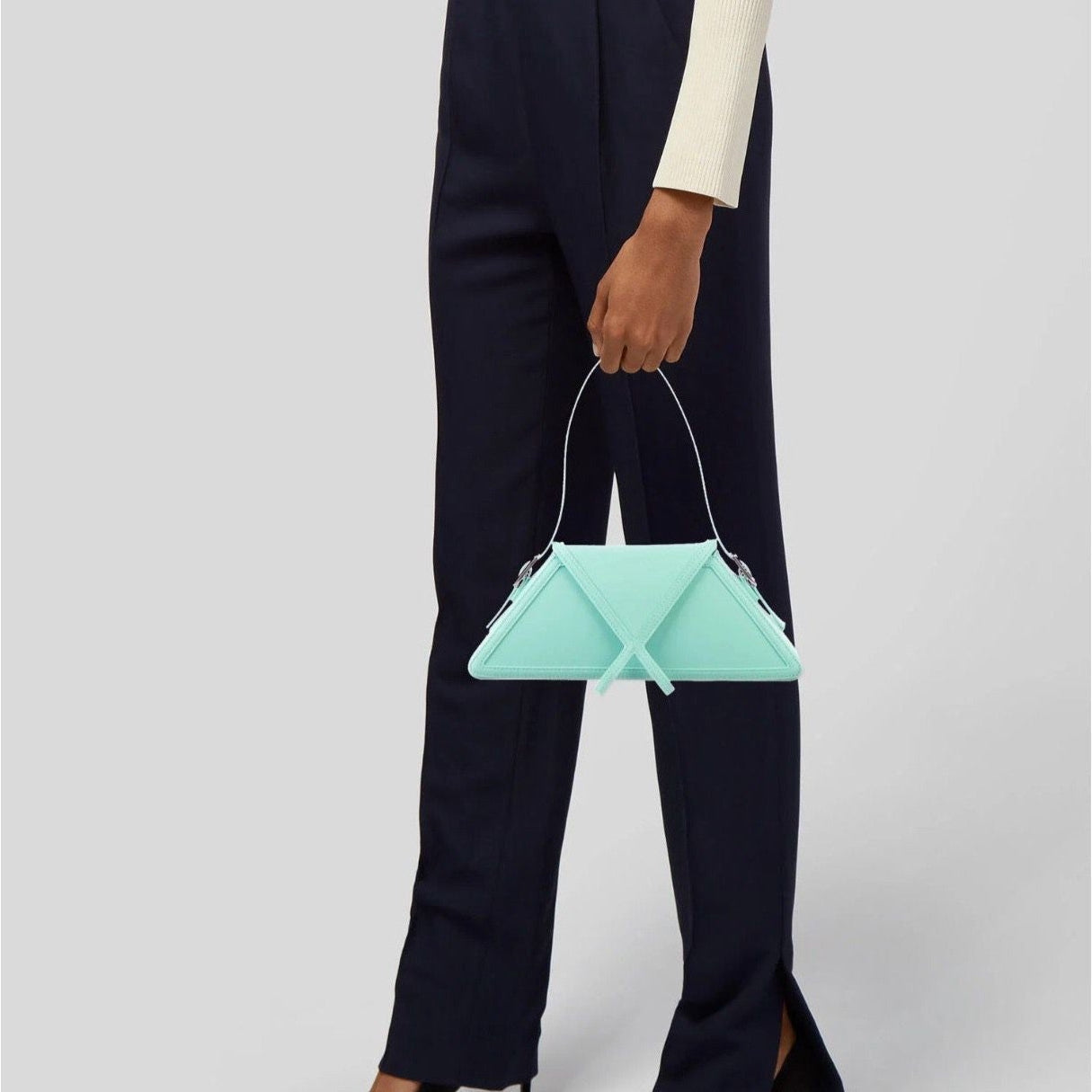 Nuvia Umhängetasche – Becker's Amsterdam | Verspielte Eleganz &amp; moderner Luxus