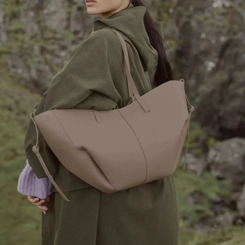 Belladria Handtasche – Becker's Amsterdam | Luxuriöse samtige Weiblichkeit