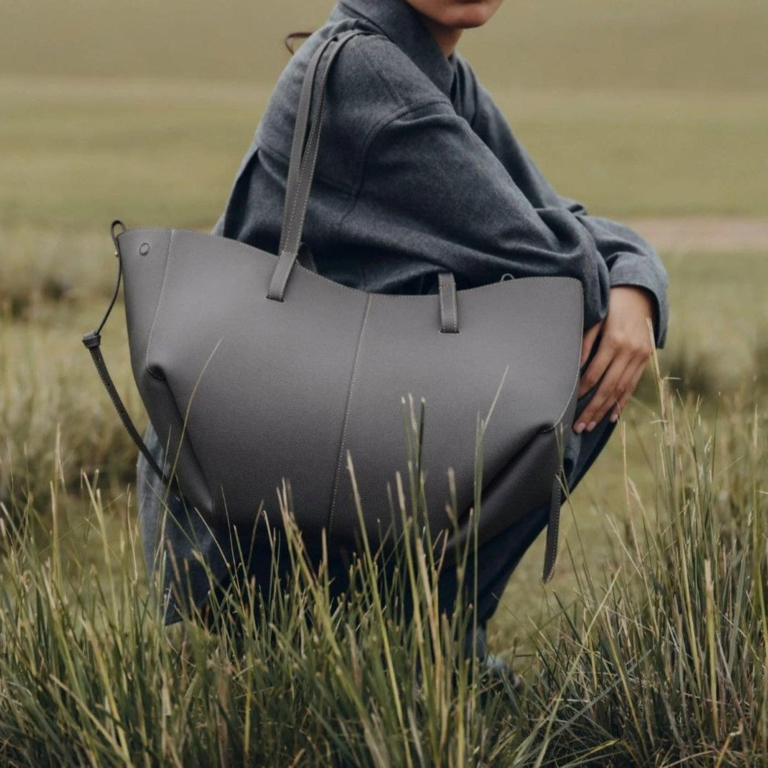 Belladria Handtasche – Becker's Amsterdam | Luxuriöse samtige Weiblichkeit