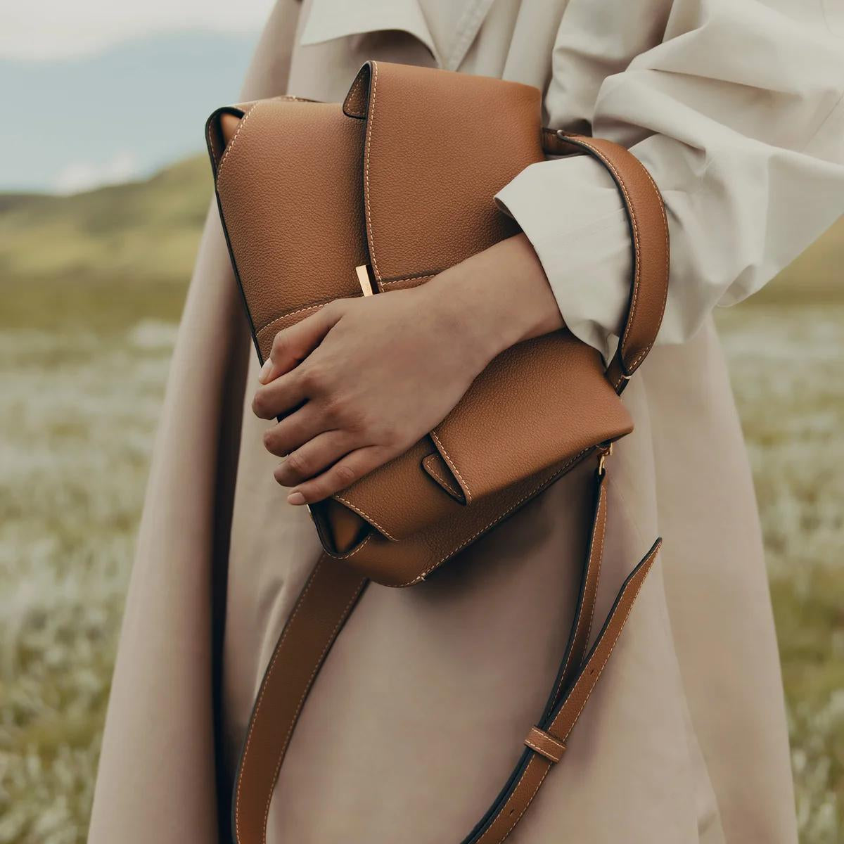 Iridella Handtasche – Becker's Amsterdam | Dezenter Luxus &amp; moderne Eleganz