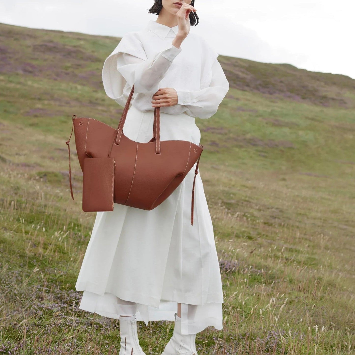 Belladria Handtasche – Becker's Amsterdam | Luxuriöse samtige Weiblichkeit