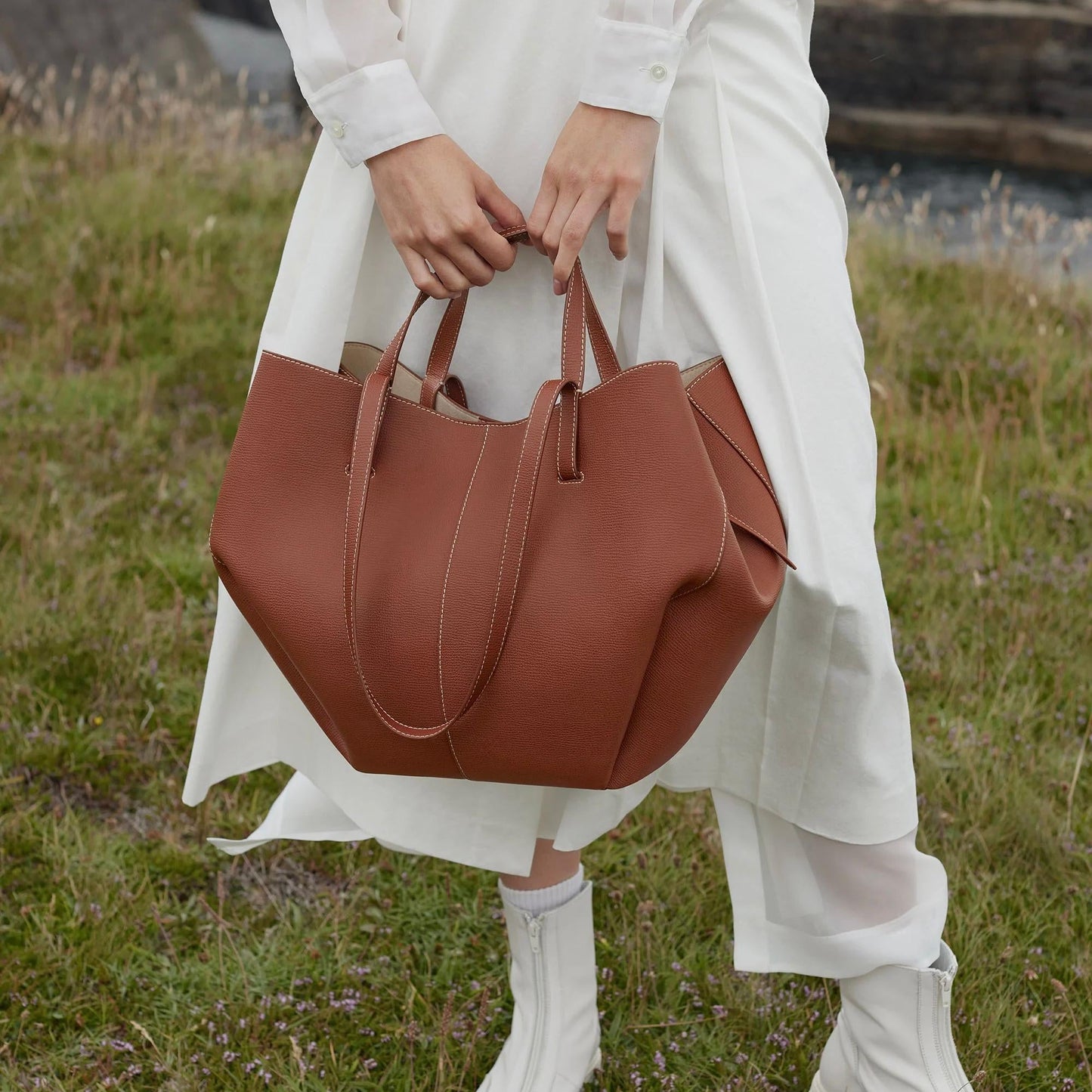 Belladria Handtasche – Becker's Amsterdam | Luxuriöse samtige Weiblichkeit