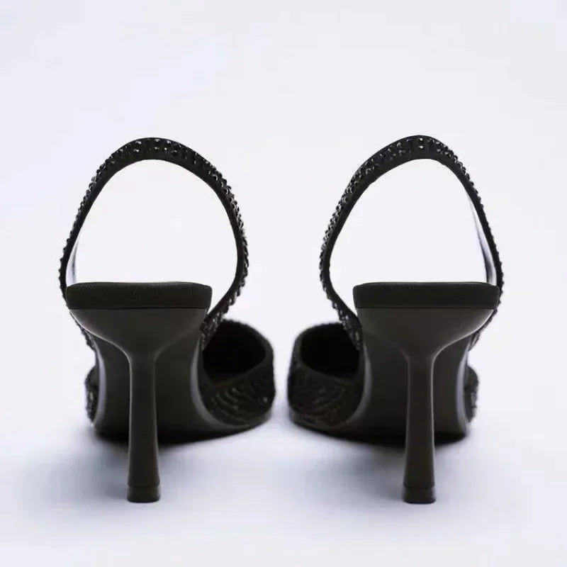 Zulma | Saltos Slingback Pretos Elegantes e Estilosos com Glitter