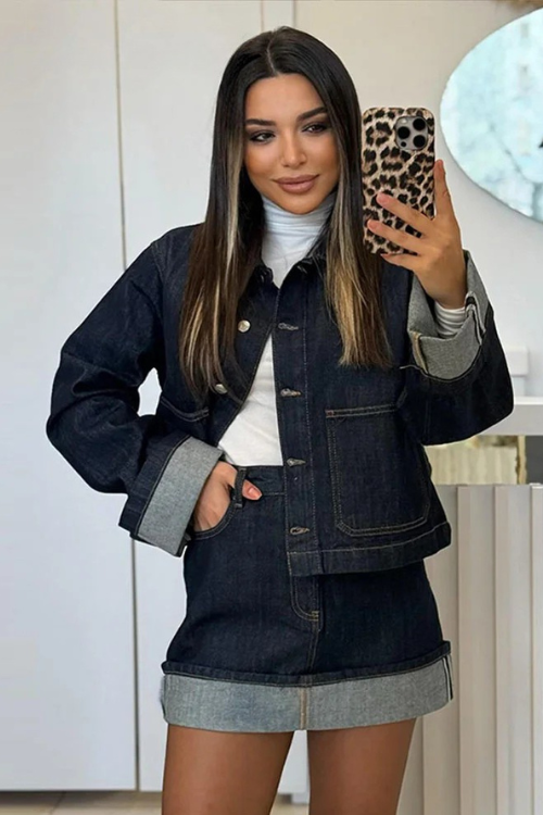 Cleo denim co-ord set – ženski traper set s skraćenom traper jaknom i mini suknjom visokog struka na gore, pogled sprijeda