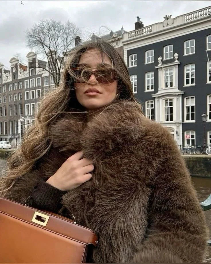 Winter Whisper Coat™ – Luxury Faux Fur Winter Coat for Women | Becker's Amsterdam