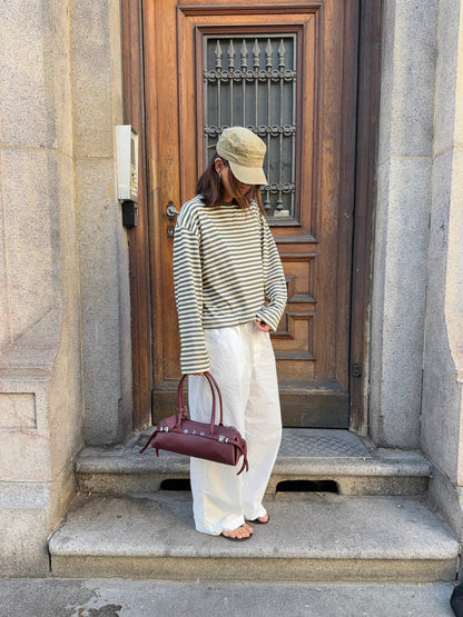 Rosina™ Umhängetasche – Weinrote Umhängetasche mit Metallknöpfen | Becker's Amsterdam