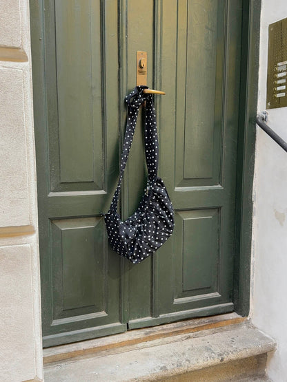Celeste™ Polka Dot Bag – Stilvolle schwarz-weiß gepunktete Umhängetasche | Becker's Amsterdam™